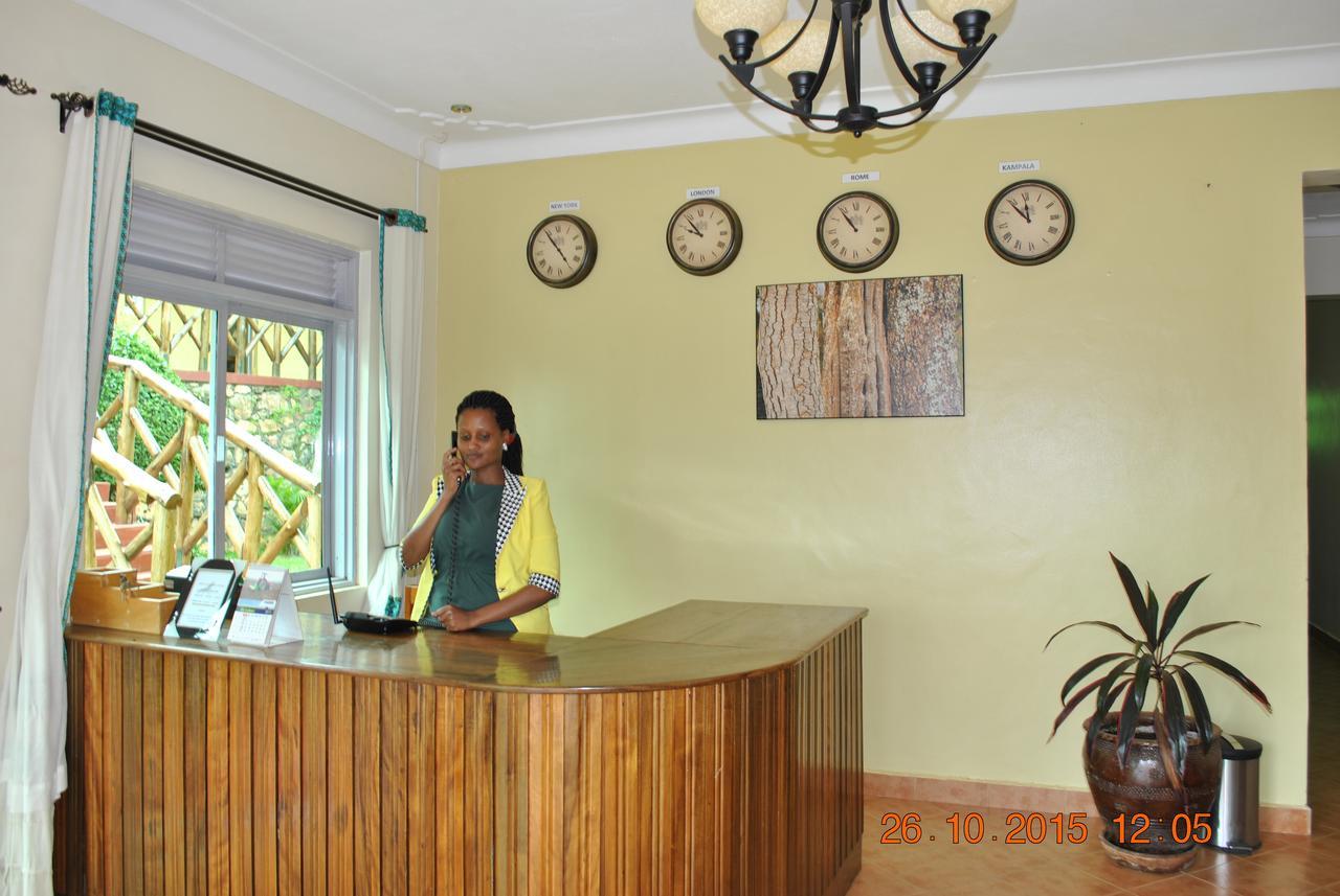 Little Woods Inn Mbarara Eksteriør billede