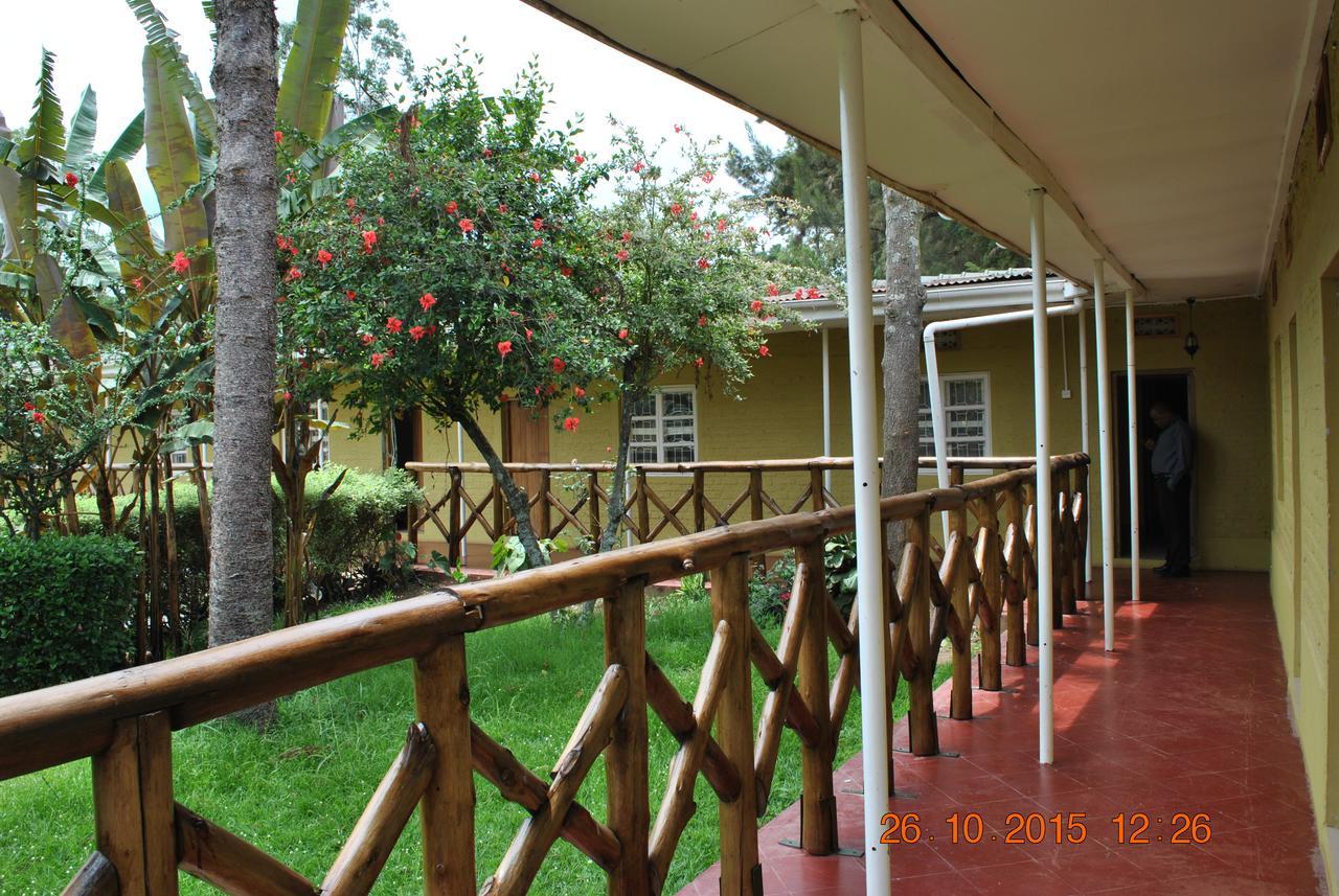 Little Woods Inn Mbarara Eksteriør billede